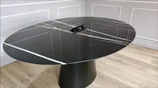 Table de Bureau BEATRICE - Table avec plateau en C&Eacute;RAMIQUE EFFET MARBRE ET PRISES DE COURANT