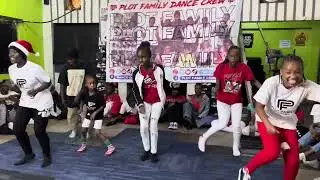 Plot family Bashment Christmas #dancookonda #plotfamily #dancer #trending
