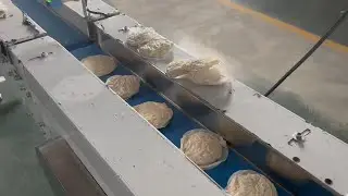 Frozen Dough Packaging Machine in Action! 45 Bags/Min | Zero Crush + Ovenable film 冷凍麵團包裝機