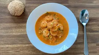 Crevettes à la sauce tomate et crème. facile, rapide, simple, mais très bon