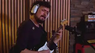 Volkan İncüvez Quartet | Köprü Ortasında (Official Video)