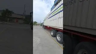 Heavy Container Truck 😱😎 #shorts