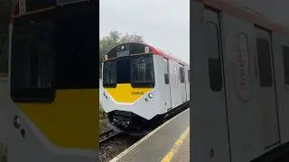 Class 230 arriving at Bidston #trainvideos #railway #trainspotting #train #trains #class230 #tfw