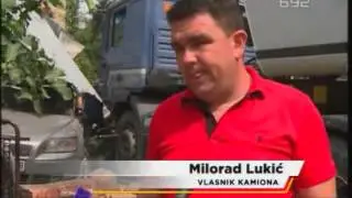 Irig: Kamion uleteo u kuću