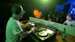 Chris Sadler - Bocca club, Olomouc | 20.10.2017