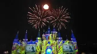 J Castles  3D Animated Projection and Fireworks Display