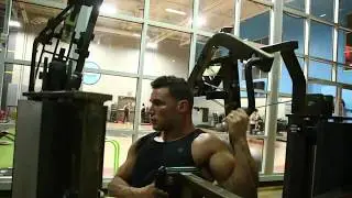 HAMMER STRENGTH SINGLE ARM LAT PULL DOWN