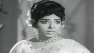Vijayalalitha Escapes From Police - Basti Bulbul Telugu Movie Scenes