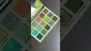 Glamlite Cosmetics Dirty Martini eyeshadow palette show