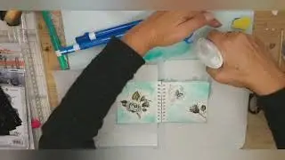 Mini journal pagina's met ricepaper nuvo glacier paste en cadence