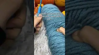 😭 is it just me or is it just a struggle? #crochet #crocheting #crochetersofyt #crochettutorial