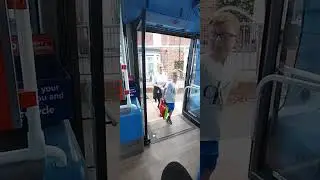 5419s bus doors opening and closing (really slow) @BusBoysTransportChannel6091