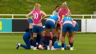 Alex Greenwood appears to get injured during England training