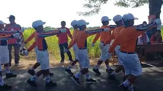 Penampilan Gerak Jalan SDN 3 Baron Dalam Rangka HUT RI ke 78 Kecamatan Baron