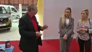 Close-up Mix & Mingle Magician from Birmingham, Midlands - Magic Bob!