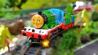 Membuat Kereta Thomas And Friends Bermesin! Edisi HENRY 60th ANNIVERSARY! 