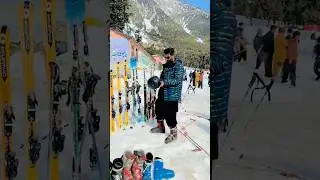 Skiing ⛷️ piont kalam valley #egzonibrahimi #snow  #nature    #snowmountain #skitouring #skiitour