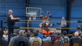 THE WILD (BIG CAT & Dylan Nix) vs. JP O'Reilly & Stormy Savage (MPW Fan Cam)