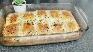 بوريك تركي بعجينة الجلاش وحشوة الجبنة ❤ ساهل سريع ولذيذ🥰 جربوه علي طريقتي😋👌 @UmOzaSudania