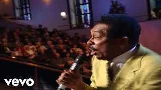 Bill & Gloria Gaither - The Blood-Bought Church [Live] ft. Jessy Dixon