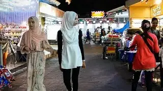 Sukhumvit Soi Arab - Bangkok Nightlife