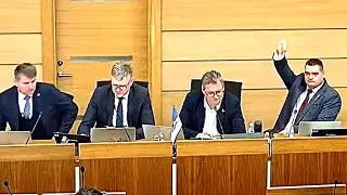 VARA AIZLIEDZ SALŪTU RĪGĀ!