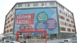 Şampiyon okula polis baskını