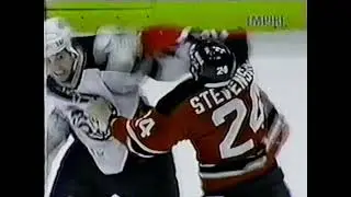 Andrew Peters vs Turner Stevenson