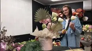 How to make a floral arrangement in a hat box Gift box with Flowers