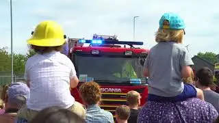 Thousands enjoy first Derbyshire police and fire service open day