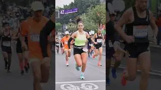 Fotos de corredores en el #maratoncdmx  de la #cdmx #runner #runnergirl #run