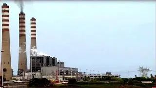 Venezuela's oil revenues plunge sharply