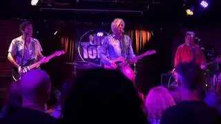Robyn Hitchcock Davey Lane Mick Thomas live The Tote