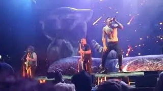 Beartooth-You Never Know (live in Phoenix, Arizona)