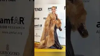 Шэрон Стоун и её сумочки
