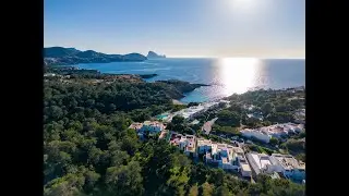 Stylish sea-view terraced house for sale with sunset roof terrace near Cala Codolar