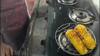 Roasted Sweet Corn at Home | Easy Evening Snack 🌽