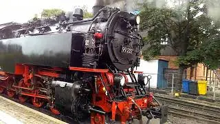 Ein- und Ausfahrt der Harz Schmalstreckenbahn 99 222 | 11. Juni 2022