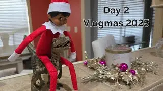 Day 2 Vlogmas 2025! Peacock or Paramount?