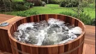 Large Cedar Hot Tub