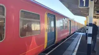Last of the few...class 455 Horsham December 2025 sunshine