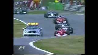 A1-Ring 2003 GP: Bernd Mayl&auml;nder radalle Verstappenin auton j&auml;&auml;ty&auml; l&auml;ht&ouml;suoralle