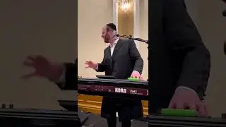 HANDS IN THE AIR 🙌 #dj #jewish