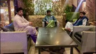 Hyd Ke restop resturant pr dosto ke sth dinner krty