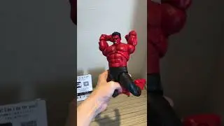 Posing Red Hulk Captain America Brave New World Figure! #marvellegends #shortvideo