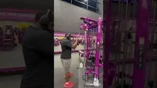 Curling Whole Planet Fitness Stack! #Fitness #Fyp #subscribe #Workout #creativecontentcreator