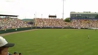 2009 College World Series (Omaha, NE)) - Left Field sucks / Right Field sucks chant June '09