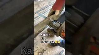 Kabel?Nej.Anakonda 😁✌️#byggare #verkstad #sverige #elektriker #garage