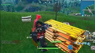 FORTBYTE #21 en Fortnite | Se encuentra dentro de una estructura con forma de llama de metal