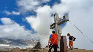 cima Altissima / Hochwilde e Schnalsberg, passando per l'apertura del nuovo rifugio Petrarca